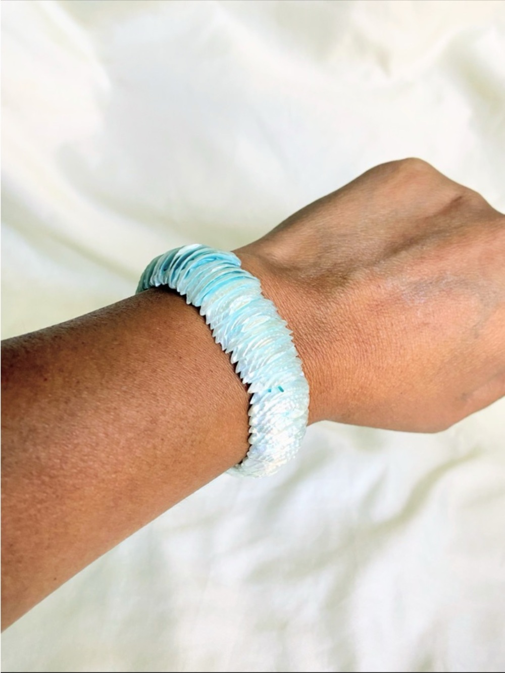 Handmade Light Blue Shell Stackable Bracelet - Picture 4 of 8